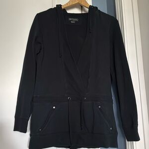 Althleta black hoodie sweatshirt with v neck and tie waist